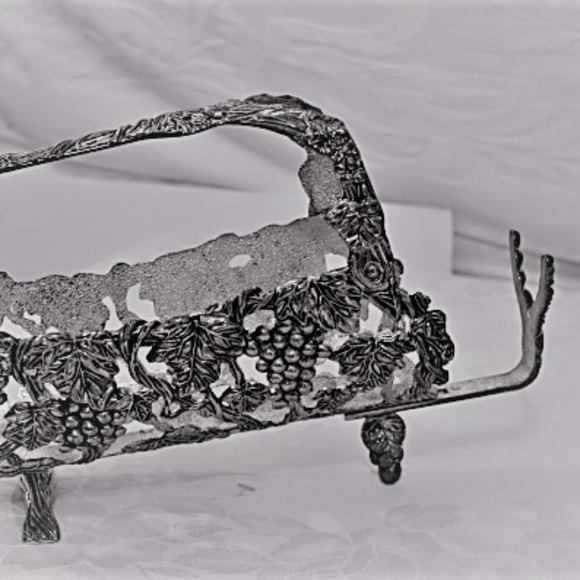 Davco Silver Vintage Wine Bottle Holder - Picture 2 of 4